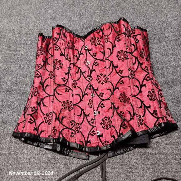 Renaissance Corset Women Size 32‎ Red Embroidered Lace Back Buckle Front